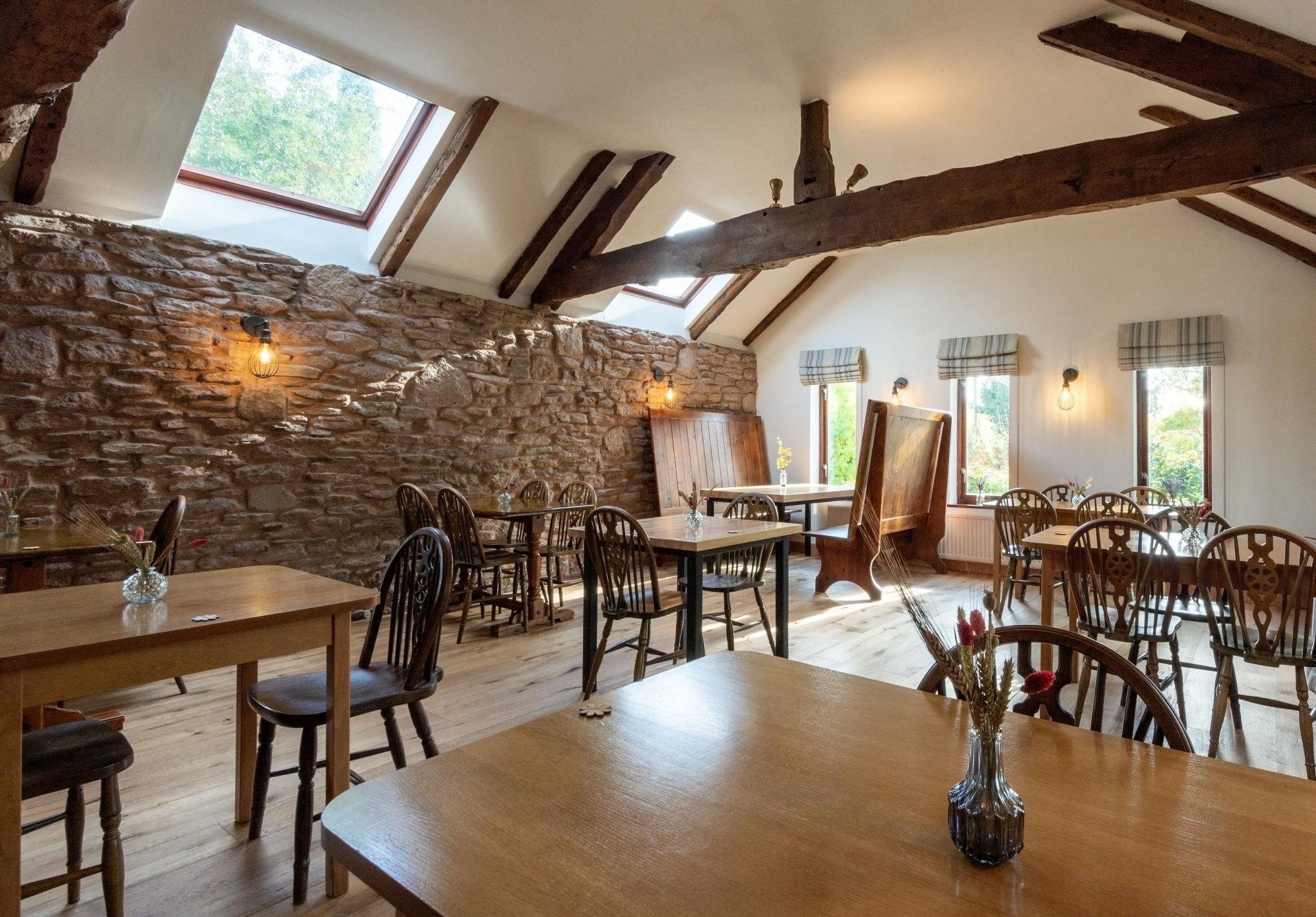 Home - The Three Horseshoes Inn